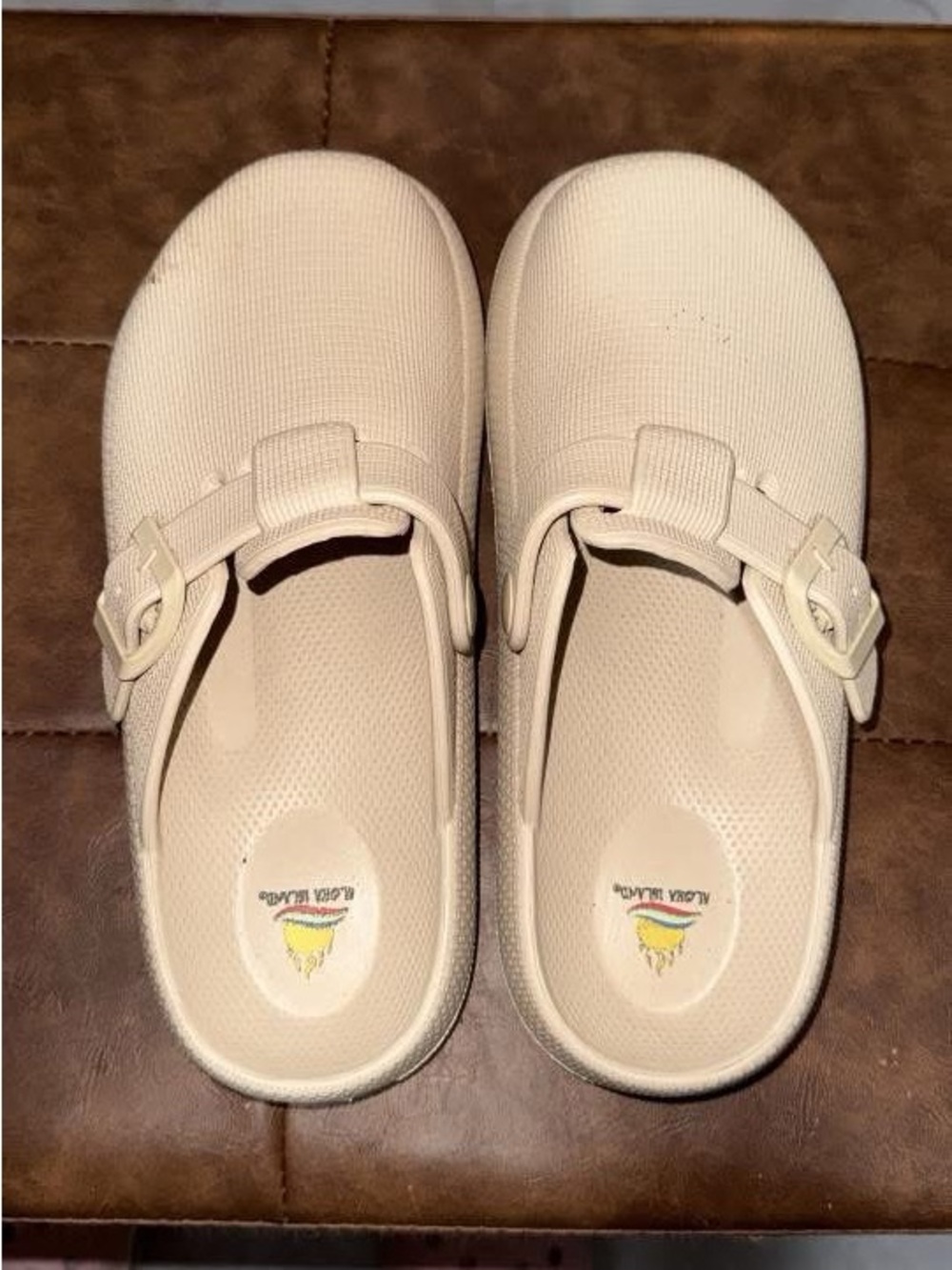 Womens Slip-On Clog Shoes in Cream - Comfort Footwear